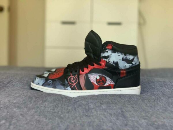 Itachi Sharingan Eyes Sneakers Akatsuki Anime Shoes Fan TT04 4